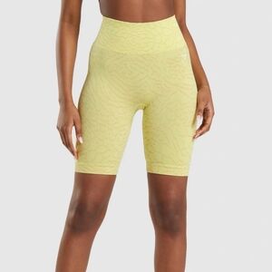 Gymshark Women's Yellow Patterned Shorts